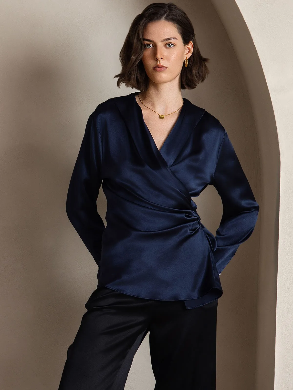 19 Momme Silk Fashionable V-Neck Shirt