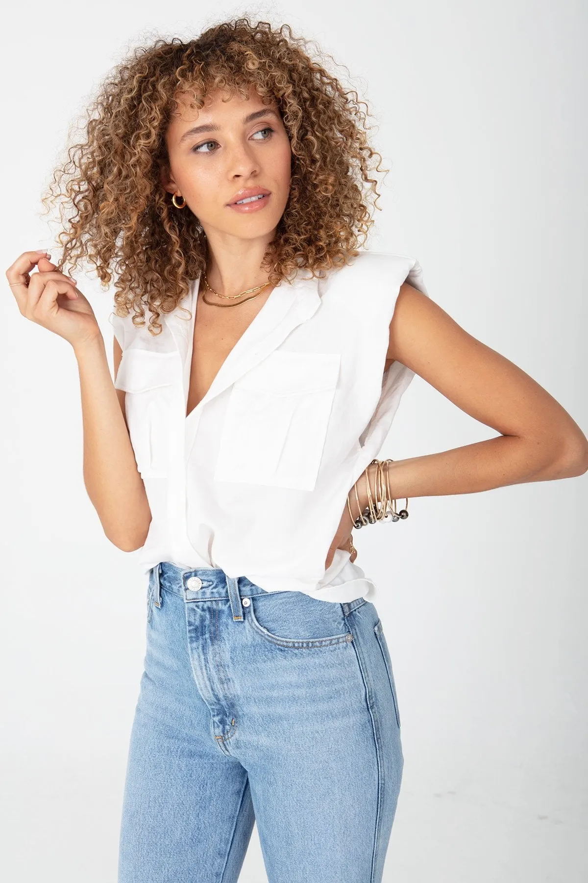 THE SLEEVELESS CITY TOP