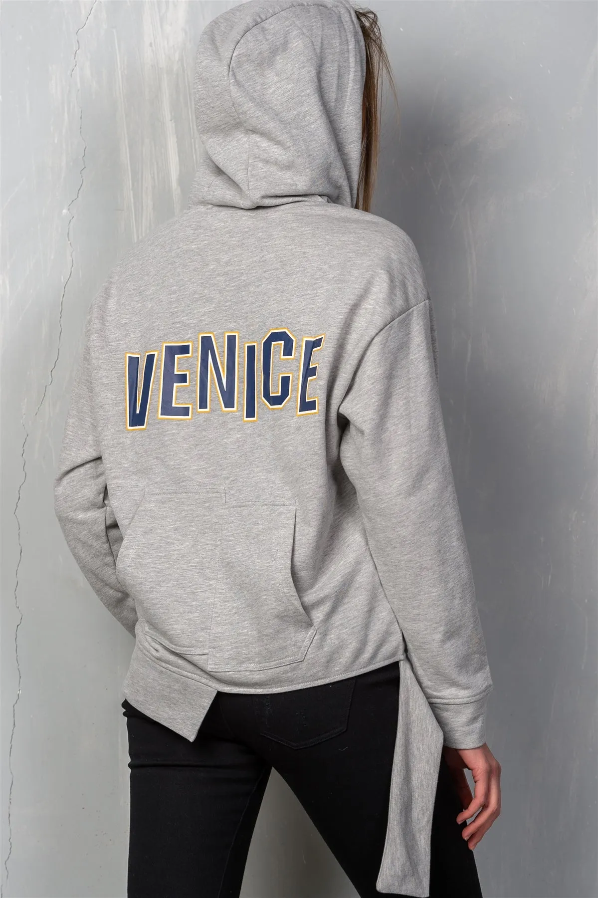 Uneven Hem Graphic "venice" Pullover Hoodie